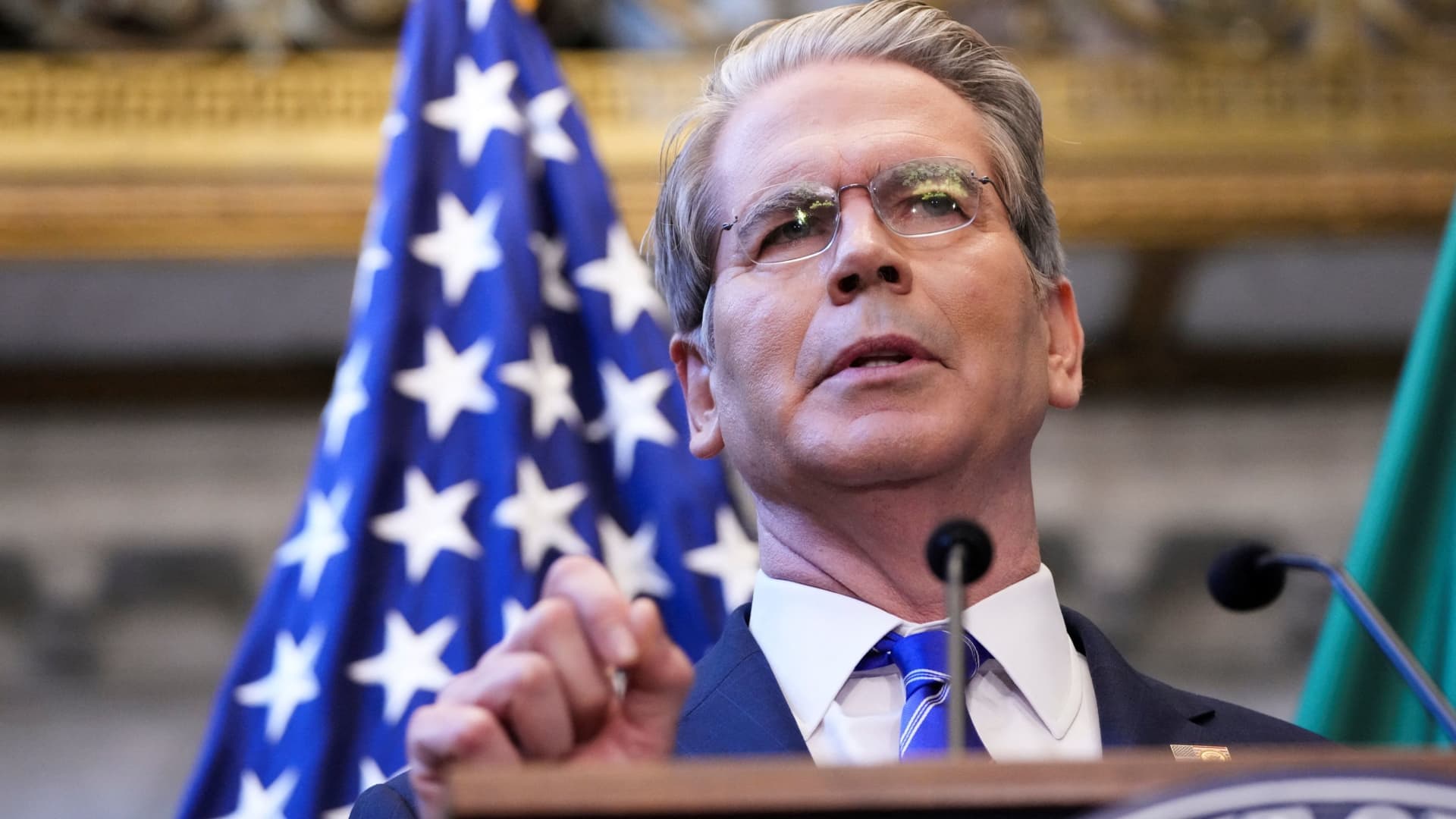 CNBC Daily Open: Strong bank earnings seem to overshadow escalating trade war