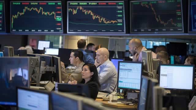 Partisan standoff threatens crucial economic data, leaving Fed — and families — in the dark