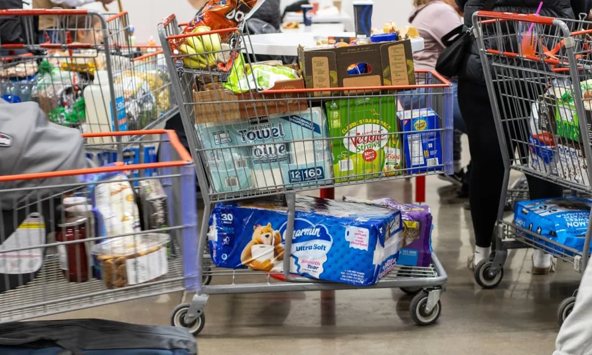 Tariffs Drive Up Consumer Prices Despite Moderating Inflation