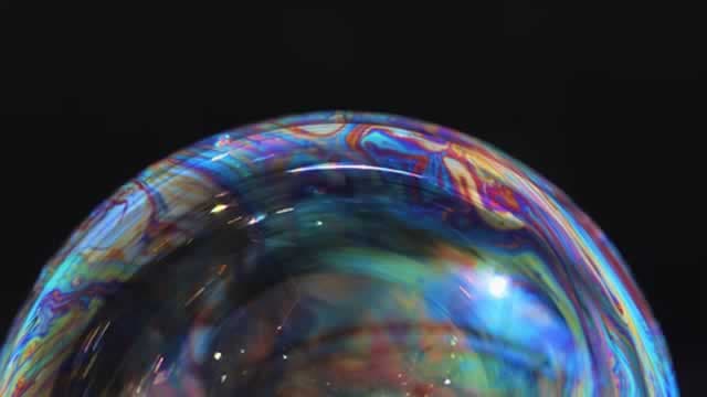 We're seeing lots of evidence of 'bubble-like behavior' in AI space, says GMO's Ben Inker